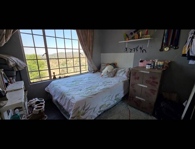 3 BEDROOM CLUSTER FOR SALE IN SOUTH CREST
